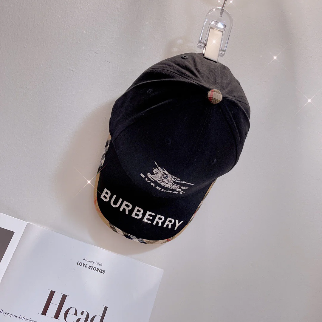 Бейсболка Burberry — черная — унисекс