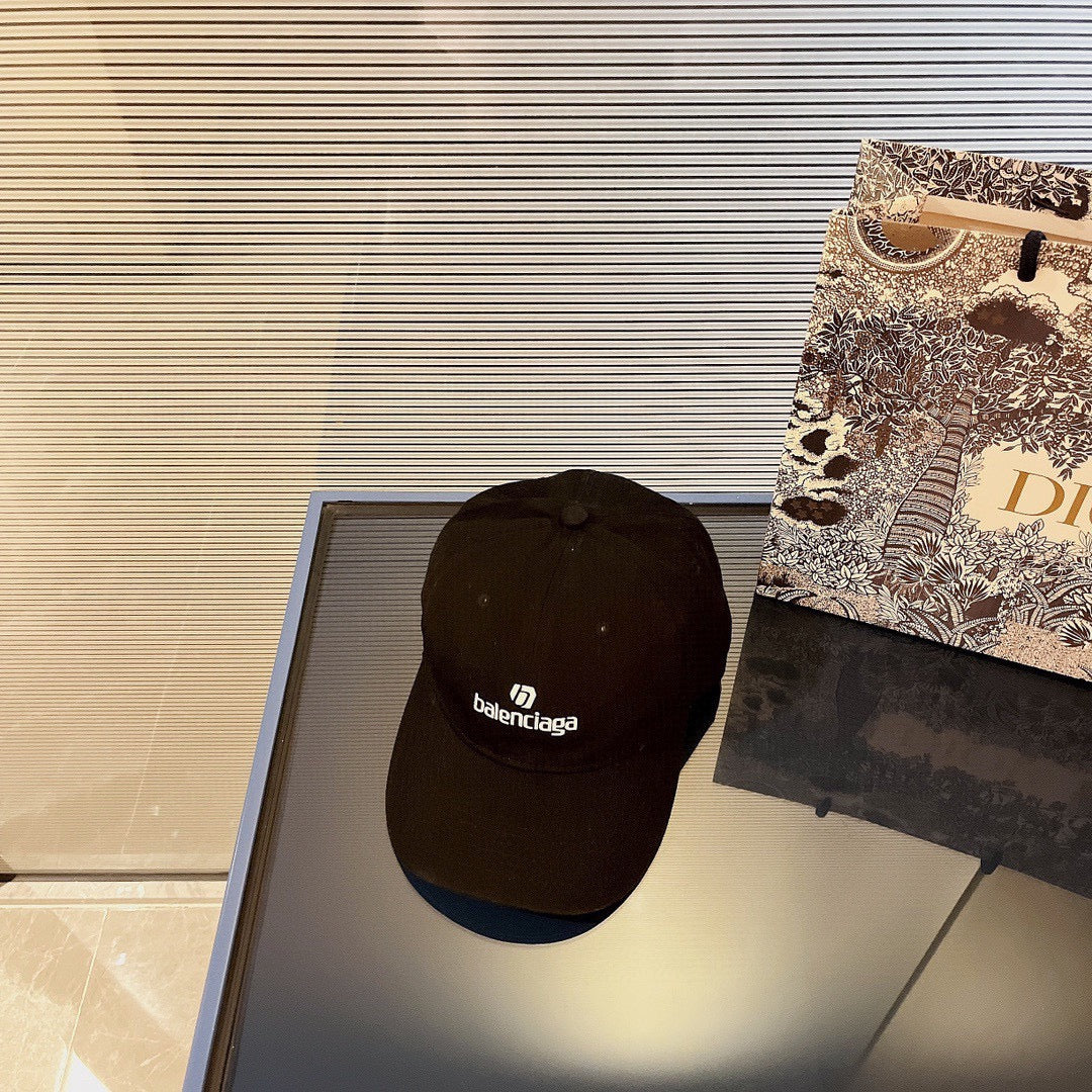 Balenciaga - Минималистичная бейсболка - Различные цвета