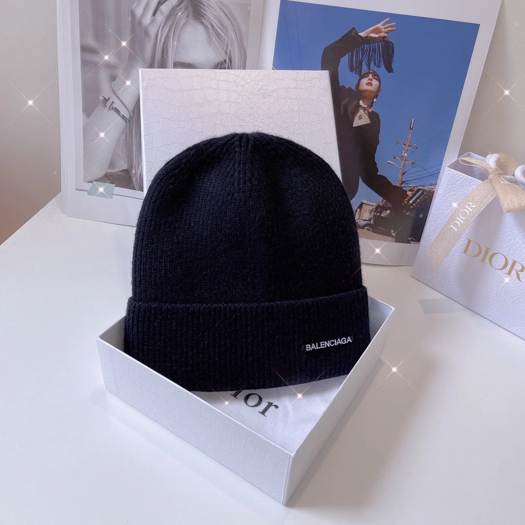 Balenciaga - Шерстяная шапка - Черная