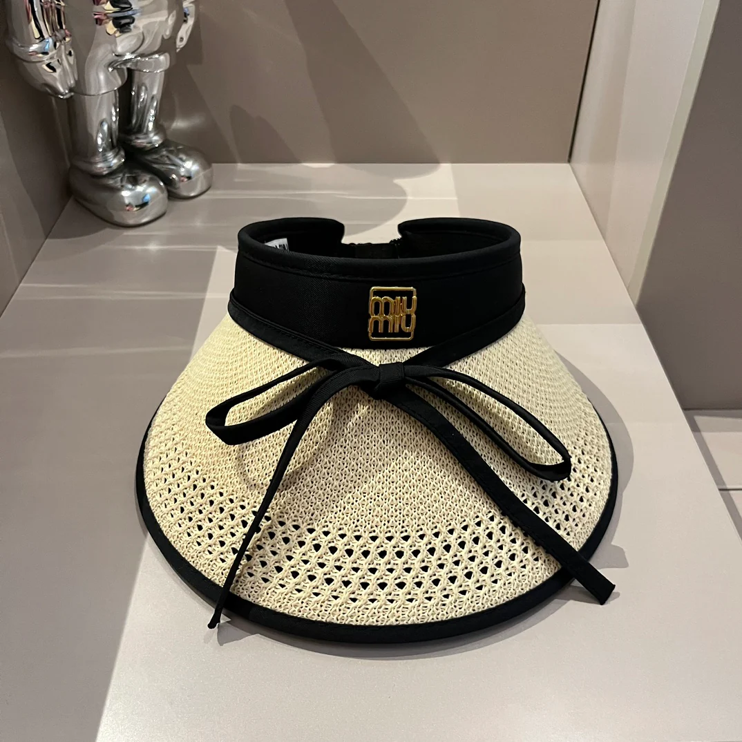 Miu Miu - Новая вязаная солнцезащитная шляпа на завязках - Белая