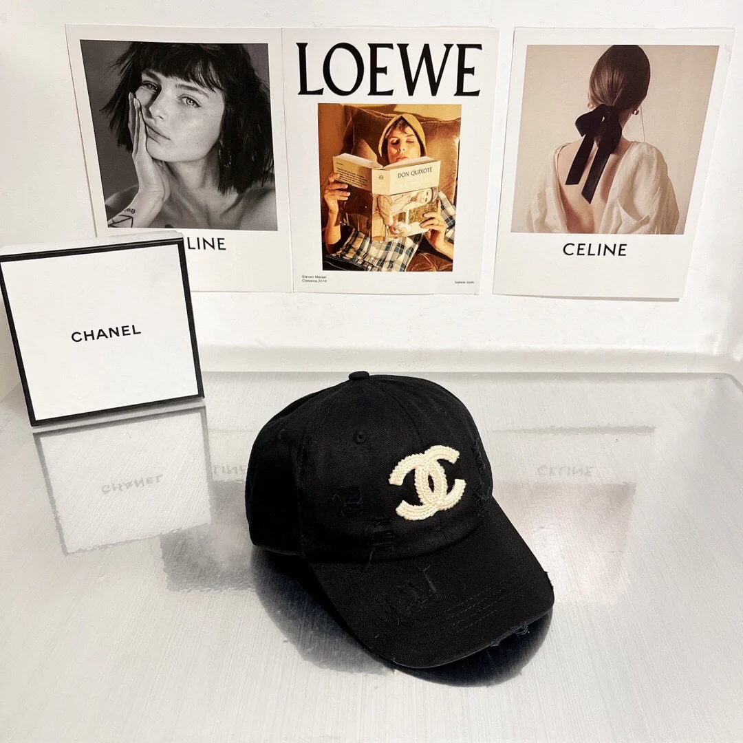 Новая бейсболка Chanel 2022 с вышивкой