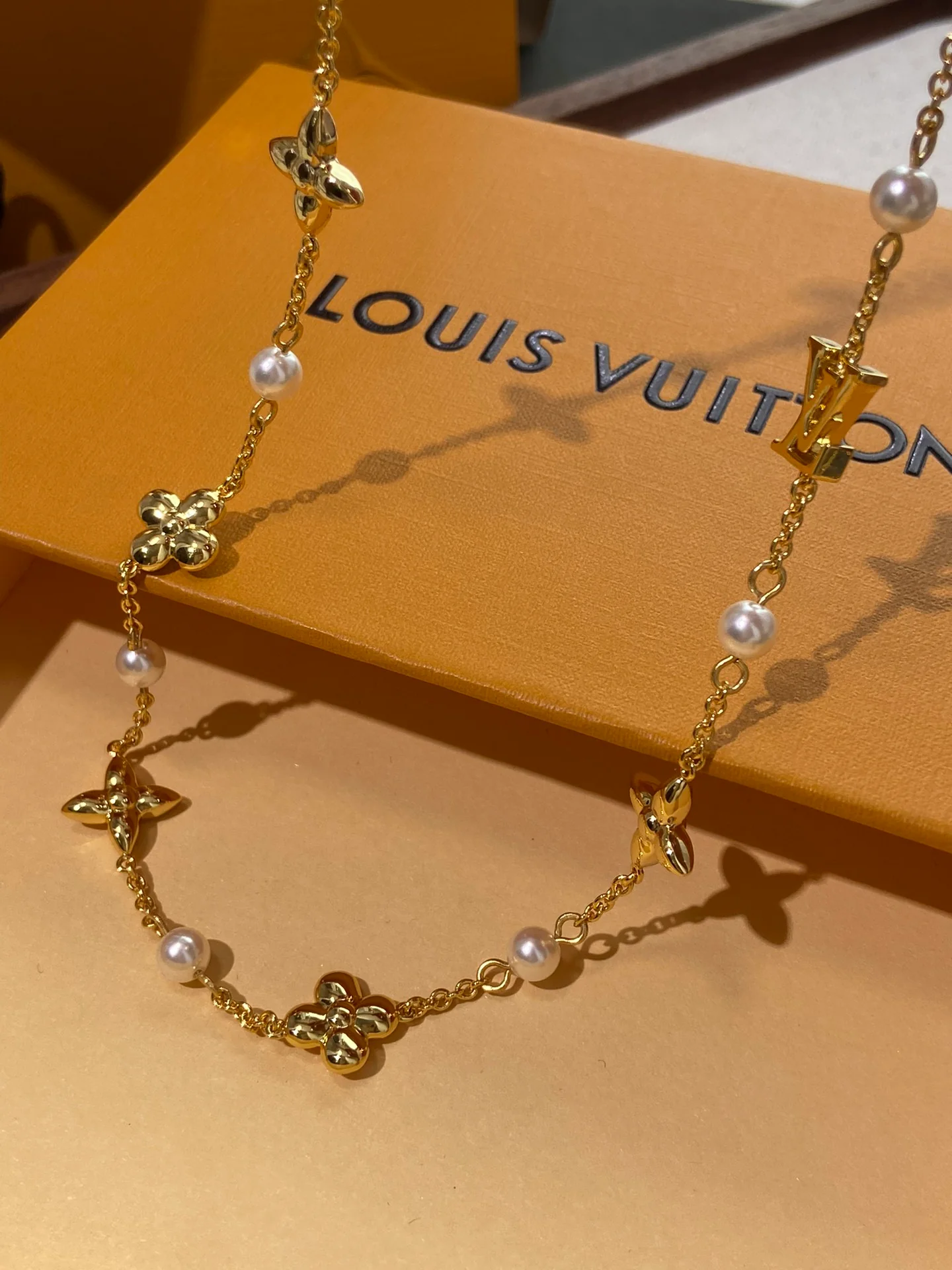 LV-Ожерелье 072