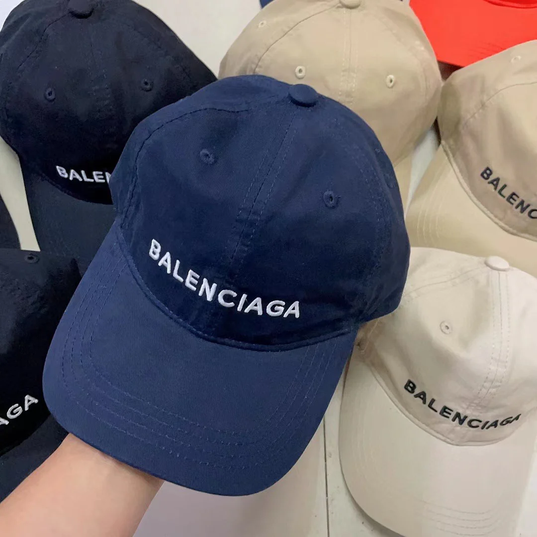 Бейсболка Balenciaga с вышивкой - 4
