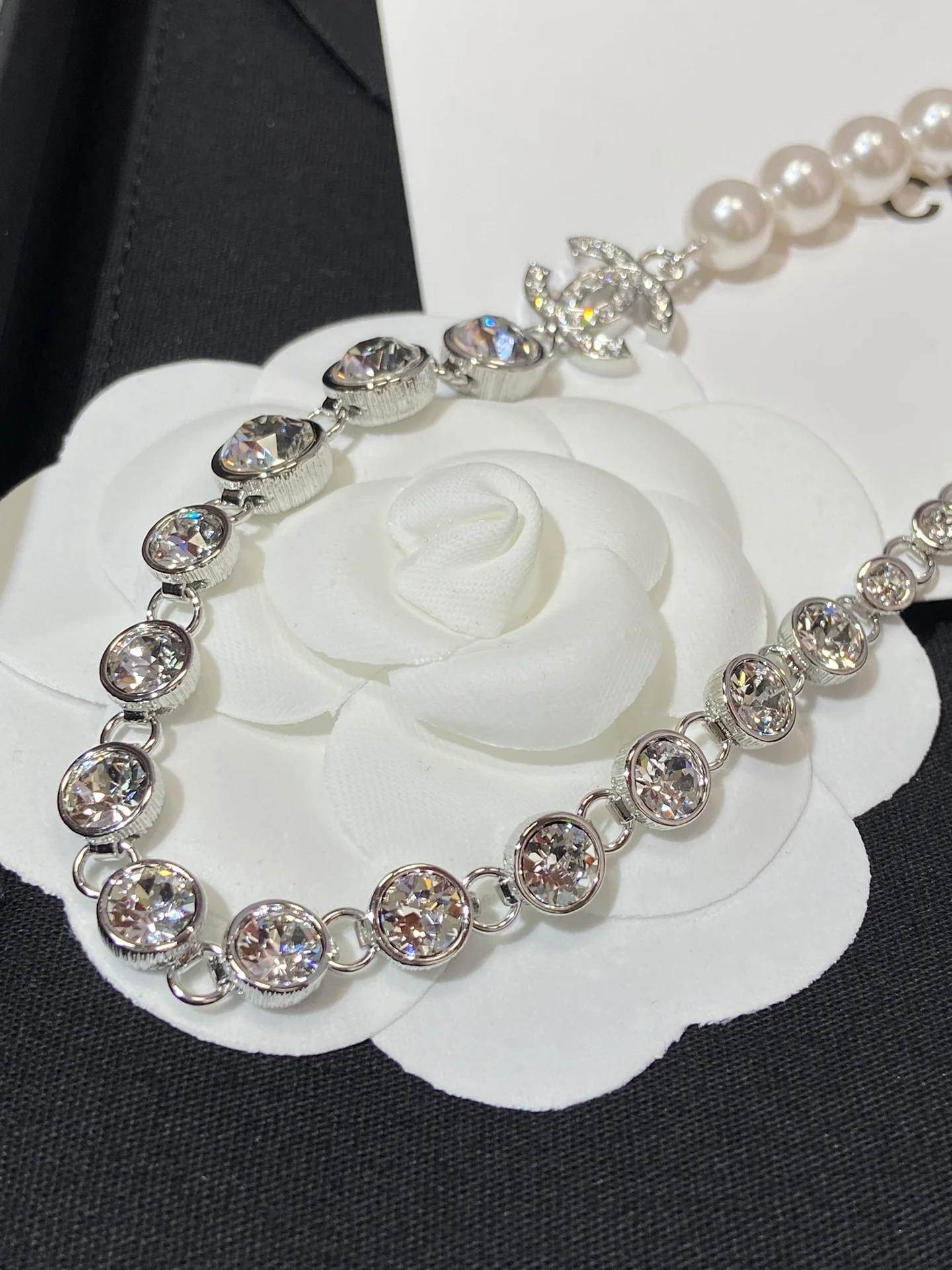 Chanel - Колье 435