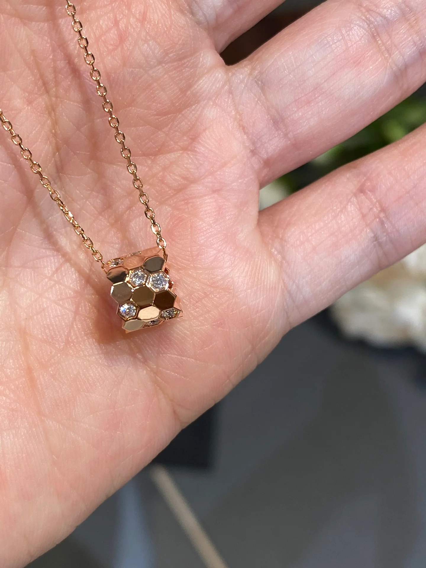 Chaumet - Шестиугольная форма - Соты - Ожерелье