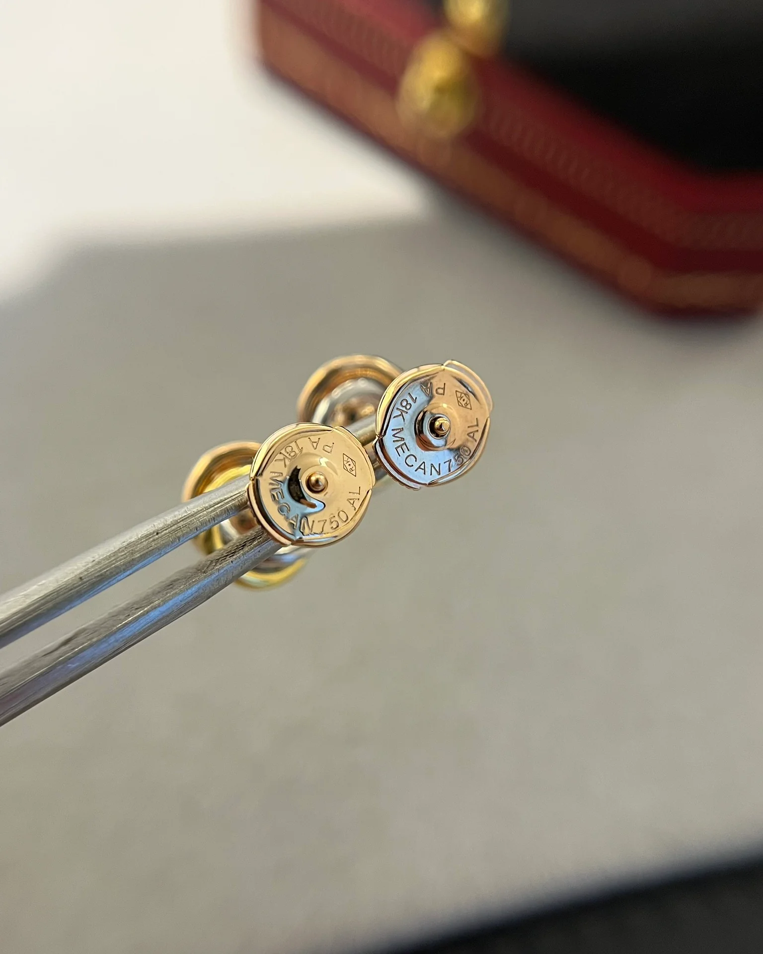 Серьги Cartier 047