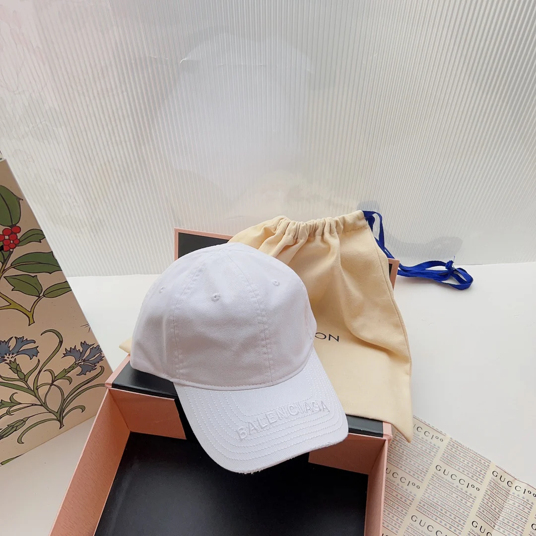 Бейсболка Balenciaga