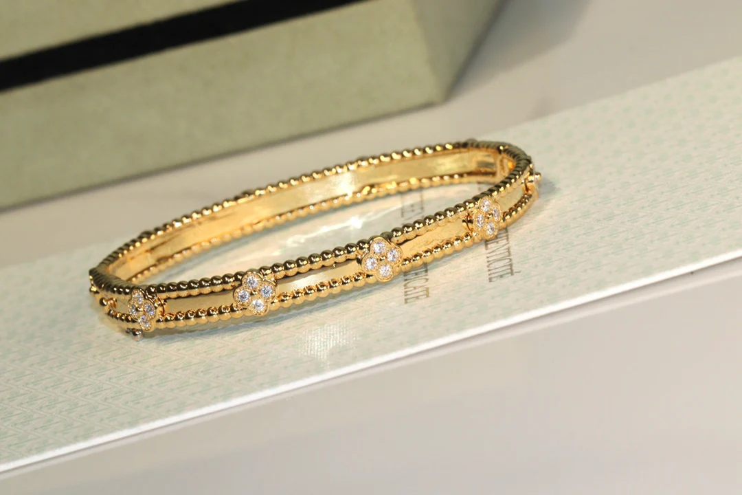 VCA-Браслет-7