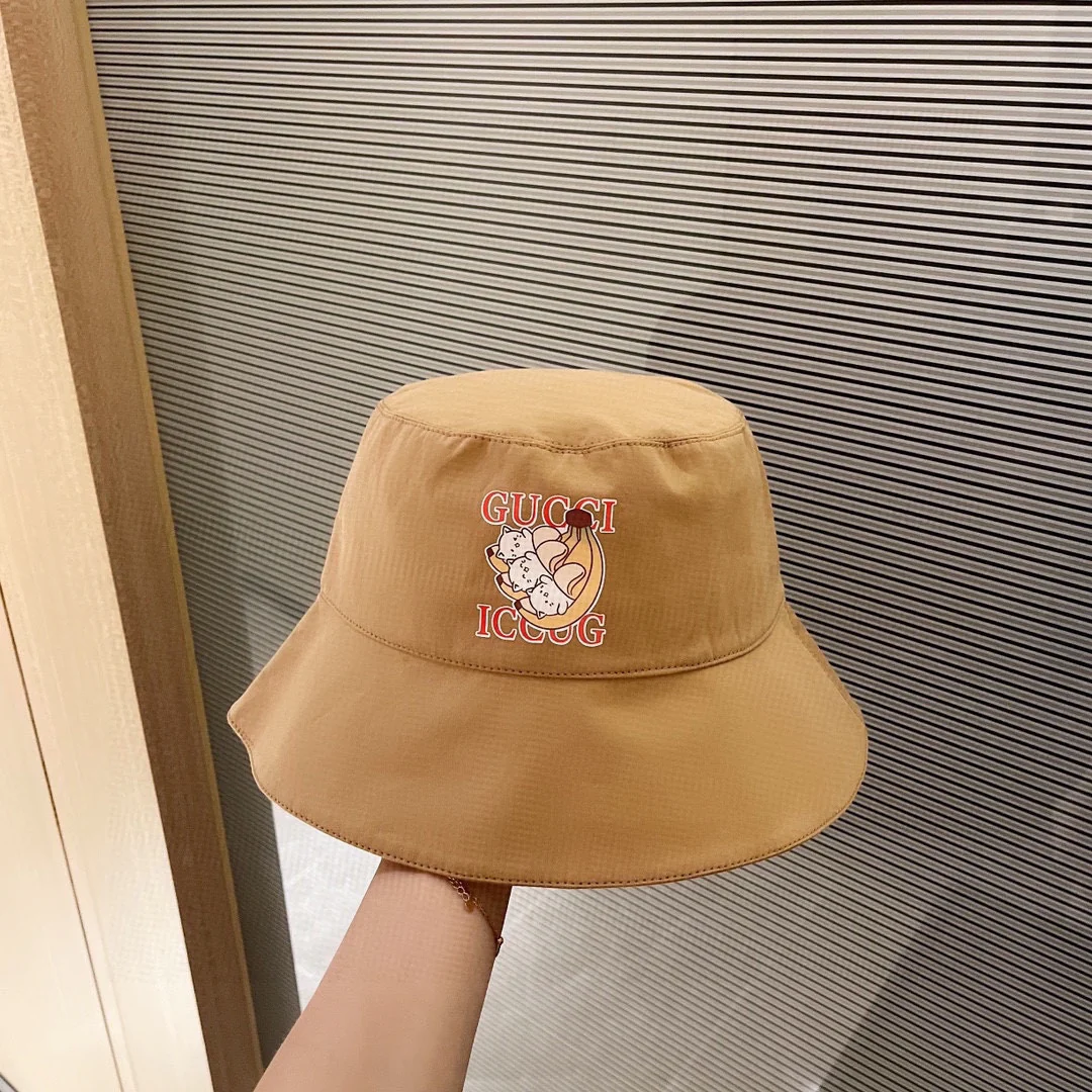 Панама Gucci 2023 года, новая, с простым узором, цвет хаки.