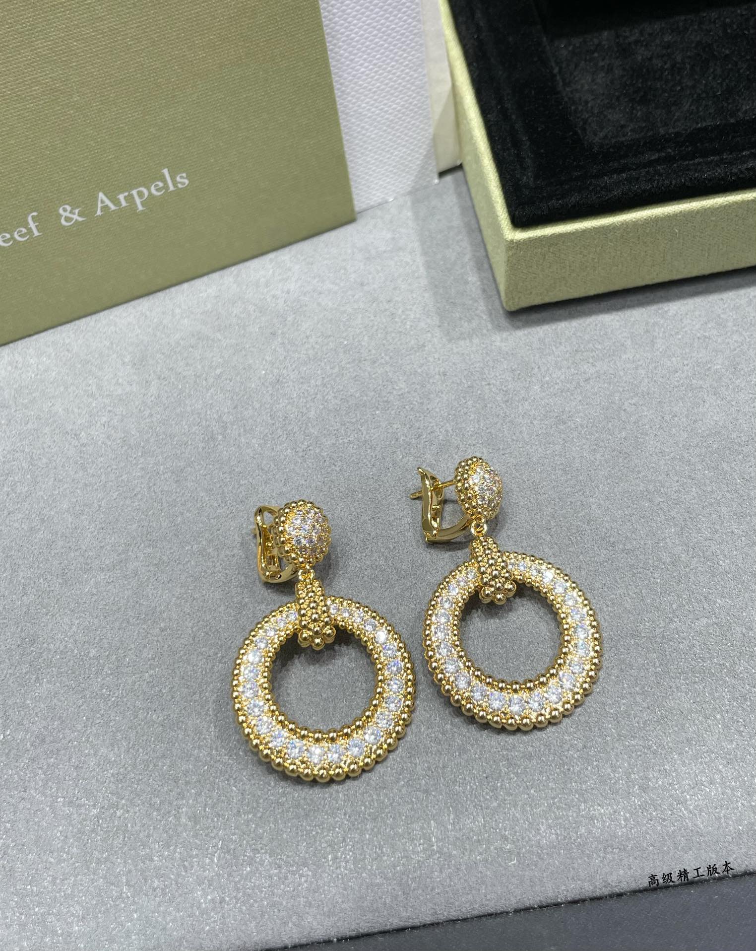 Серьги VCA 019