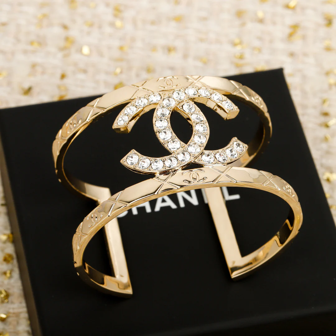 Браслет Chanel 25p Open Double C Full Grip