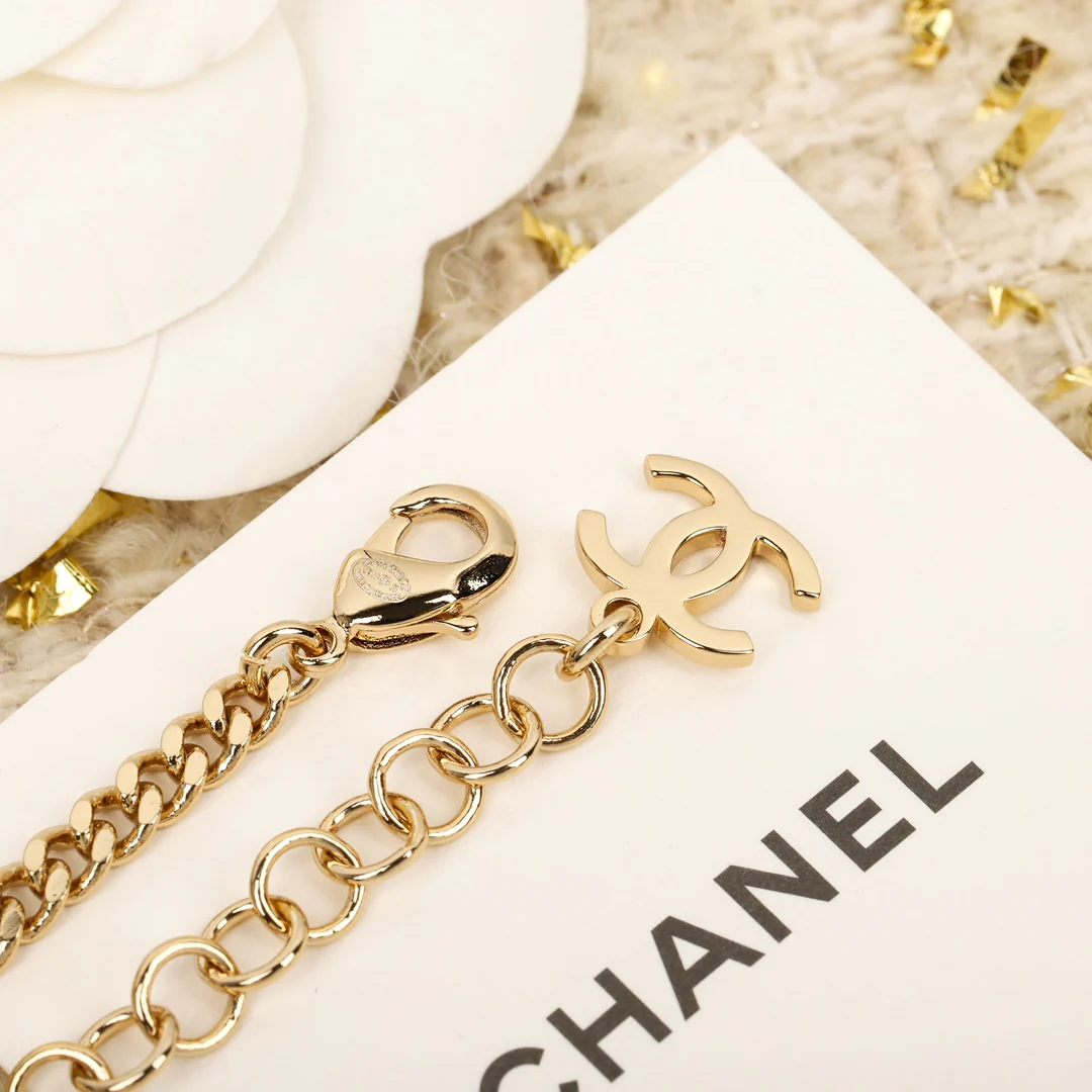 Chanel - Колье 553