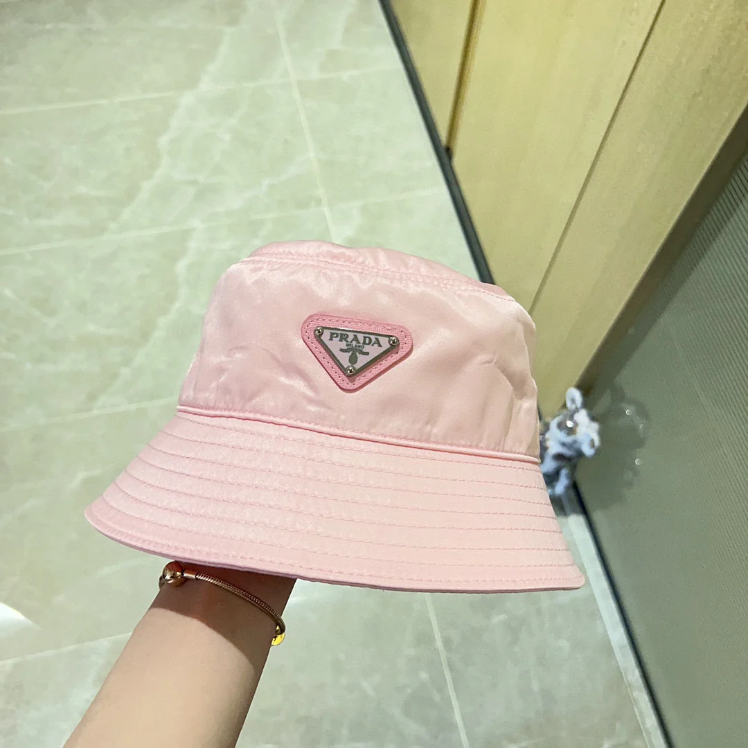 Новинка сезона весна/лето 2023 от Prada - Водонепроницаемая панама - Розовая