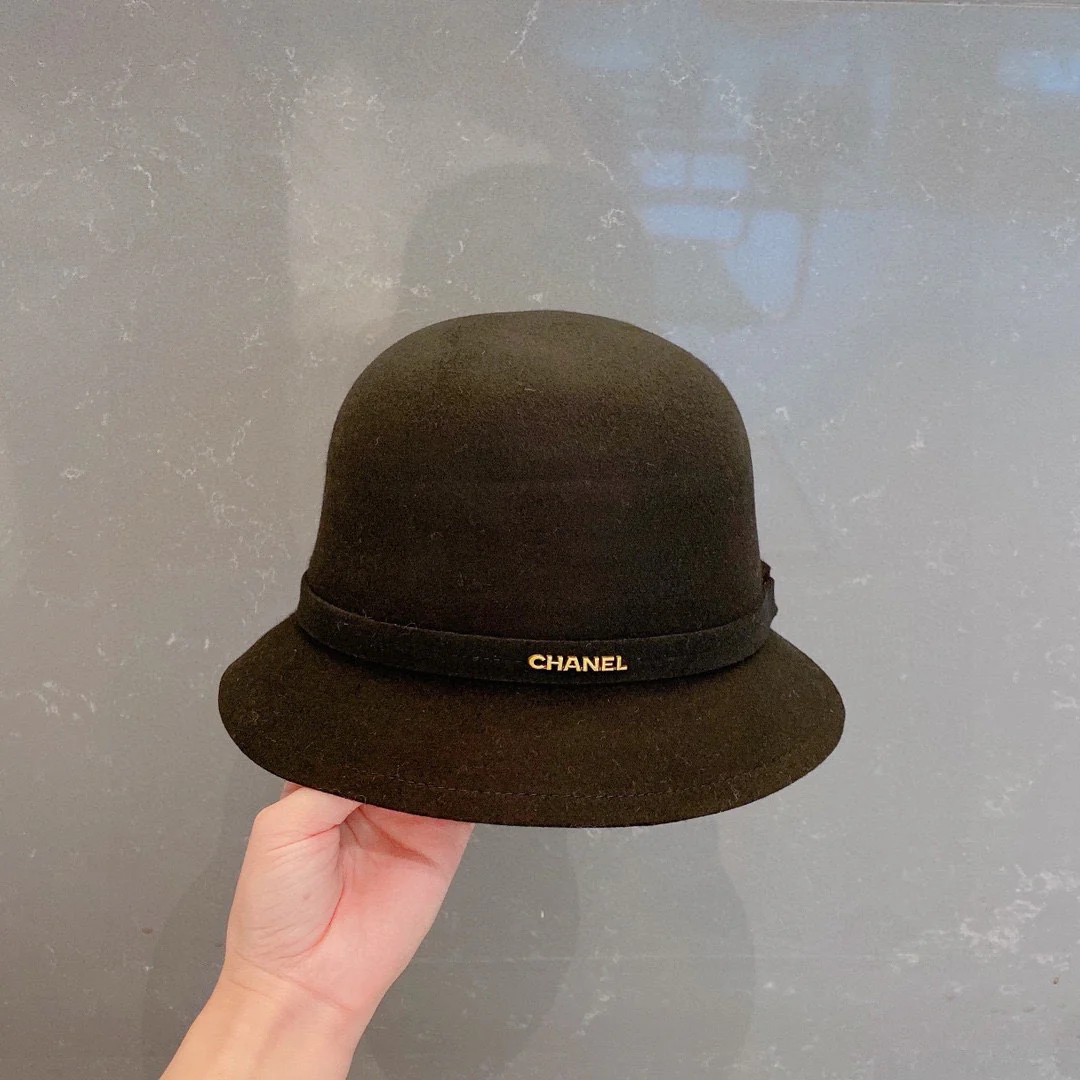 Chanel - Шерстяная шляпа - Черная