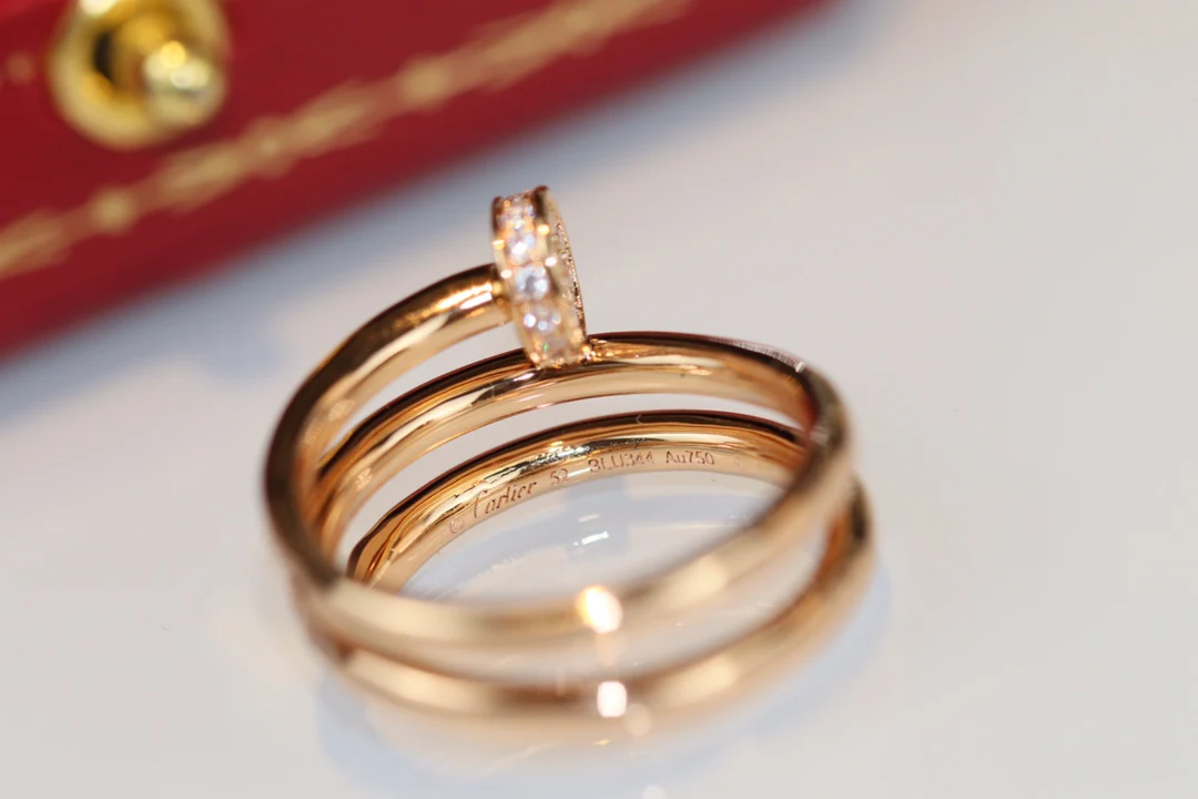 Cartier - Кольцо в виде трехрядного гвоздя - Полностью бриллиантовое