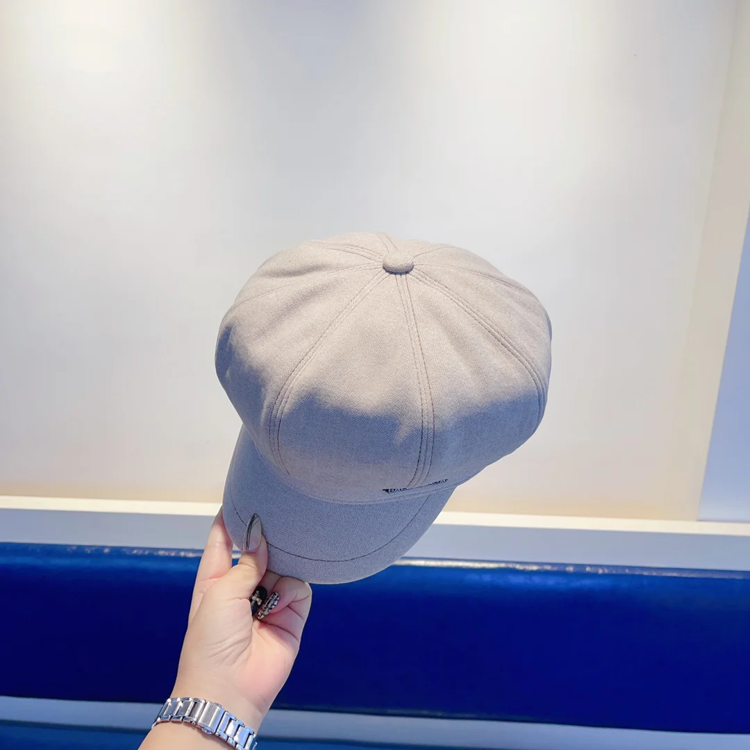 Balenciaga - Восьмиугольный берет - Белый