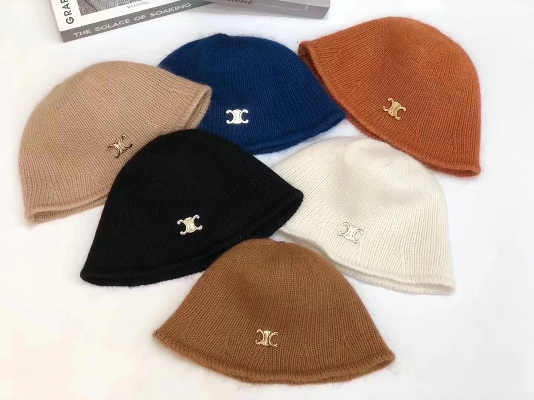 Селин - Вязаная рыбацкая шапка