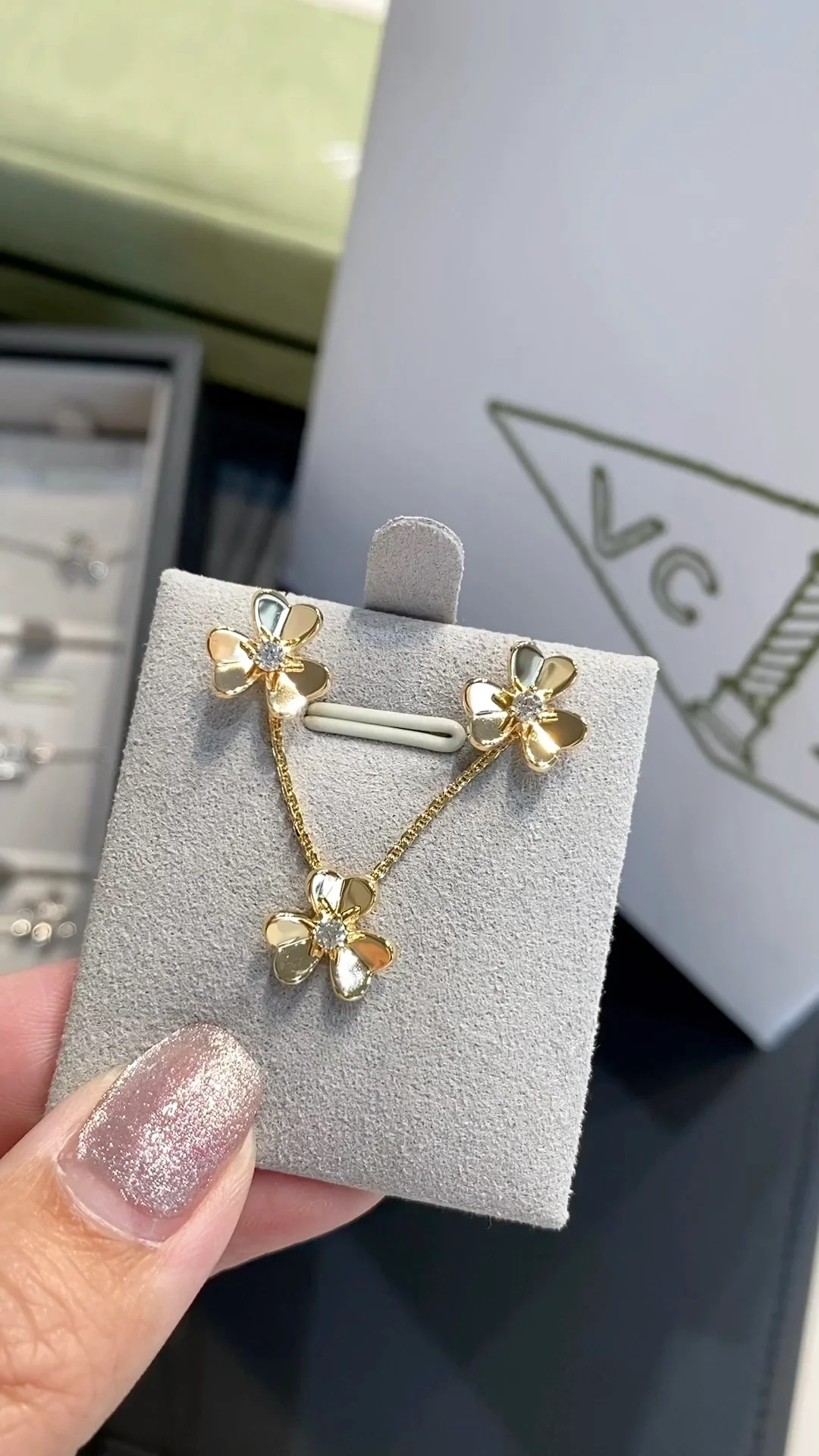 Van Vek - Колье 098