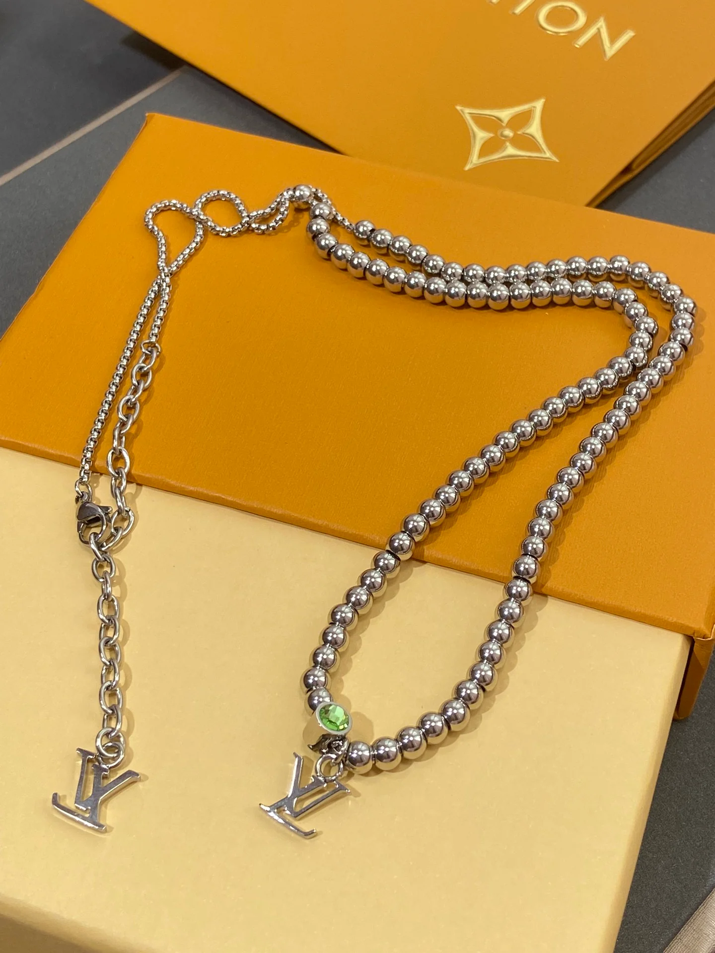 LV-Ожерелье 015