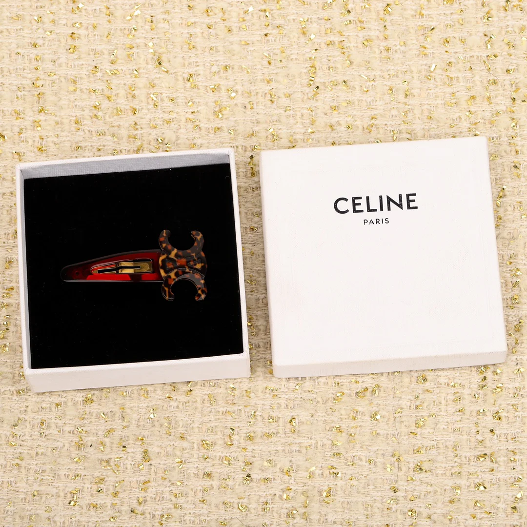 Заколка для волос Chanel 008