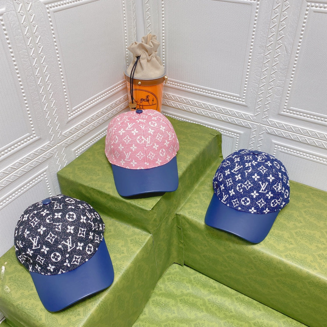 LV - Бейсболка в стиле пэчворк - Изображение из коллекции