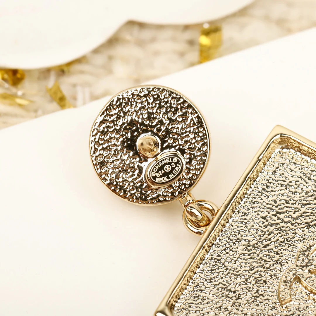 Серьги Chanel 1057