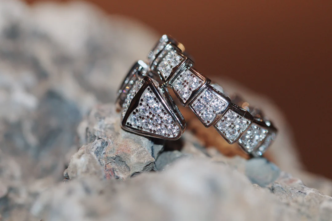 Кольцо Bvlgari 2