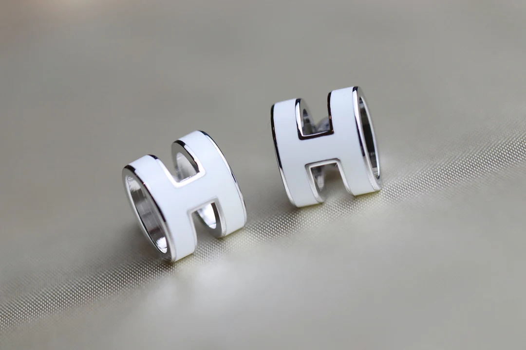 Серьги Hermes - застежки-гвоздики - 2 шт.