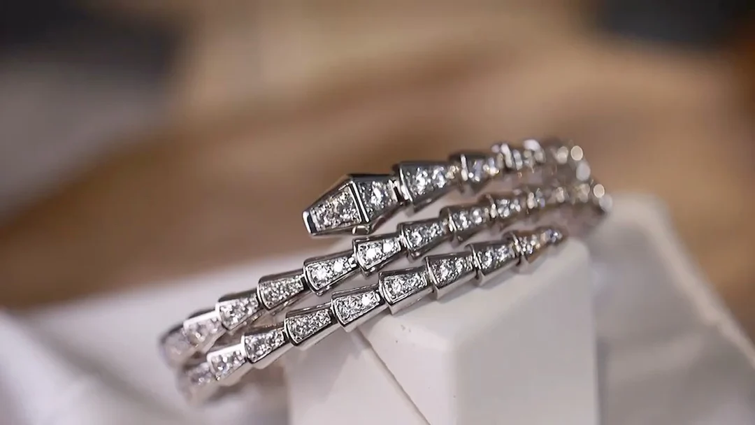 Браслет/наручный браслет Bvlgari - Изображение из коллекции - 1