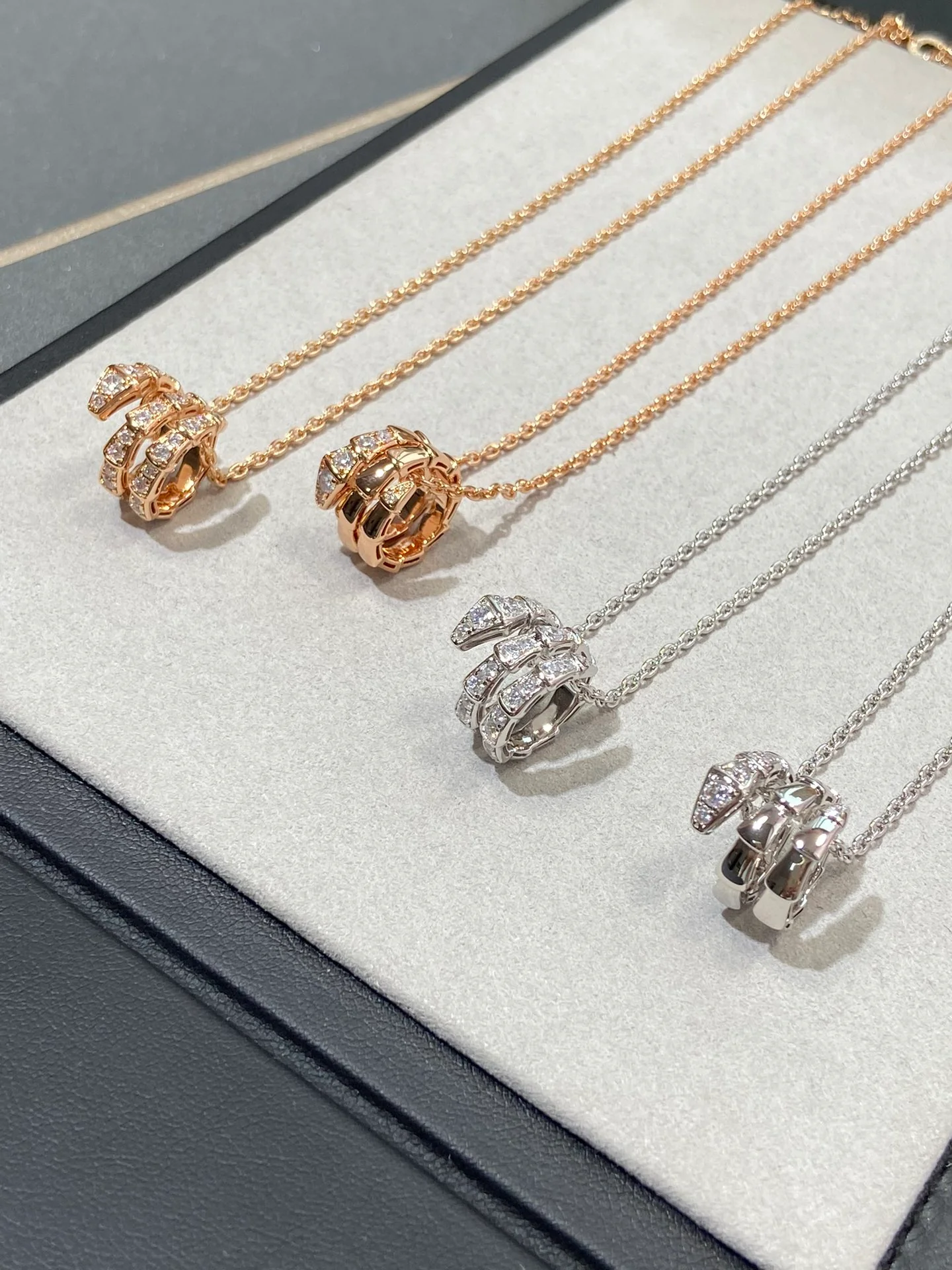 Bvlgari - Колье 093