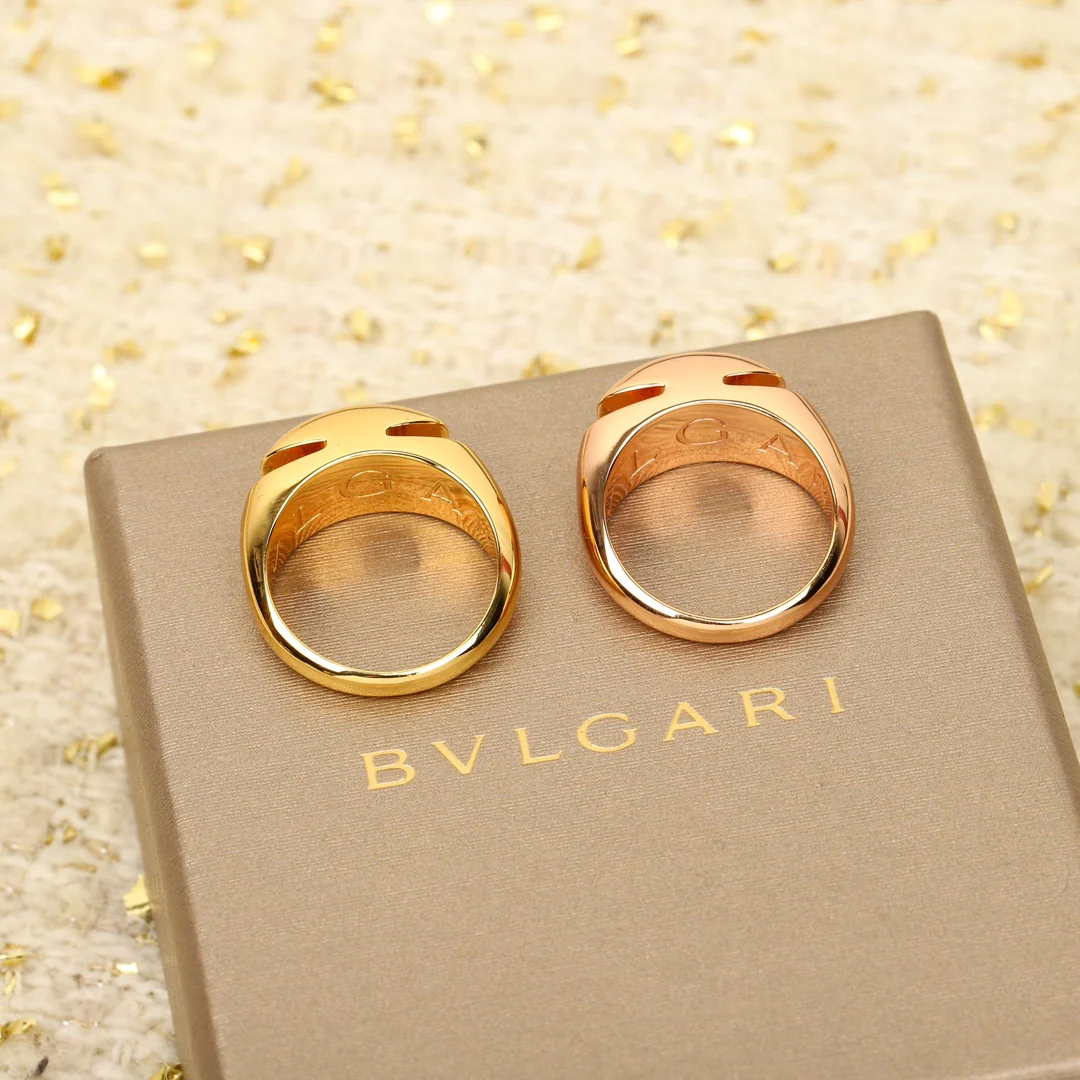 Кольцо Bvlgari 023