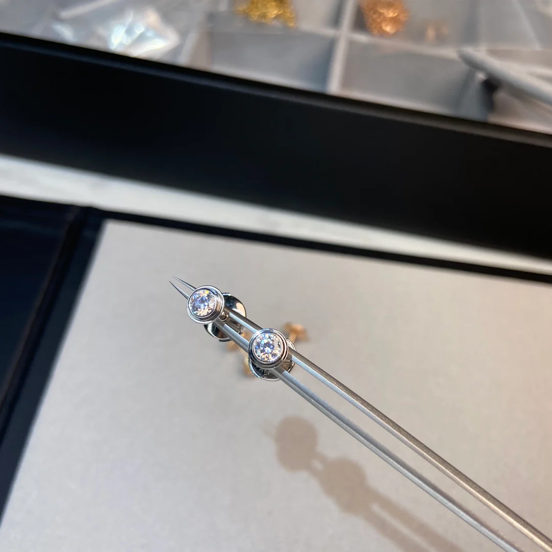 Серьги Cartier Sole с бриллиантами