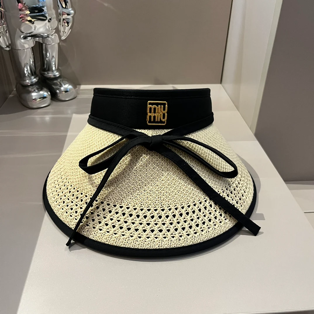 Miu Miu - Новая вязаная солнцезащитная шляпа на завязках - Белая