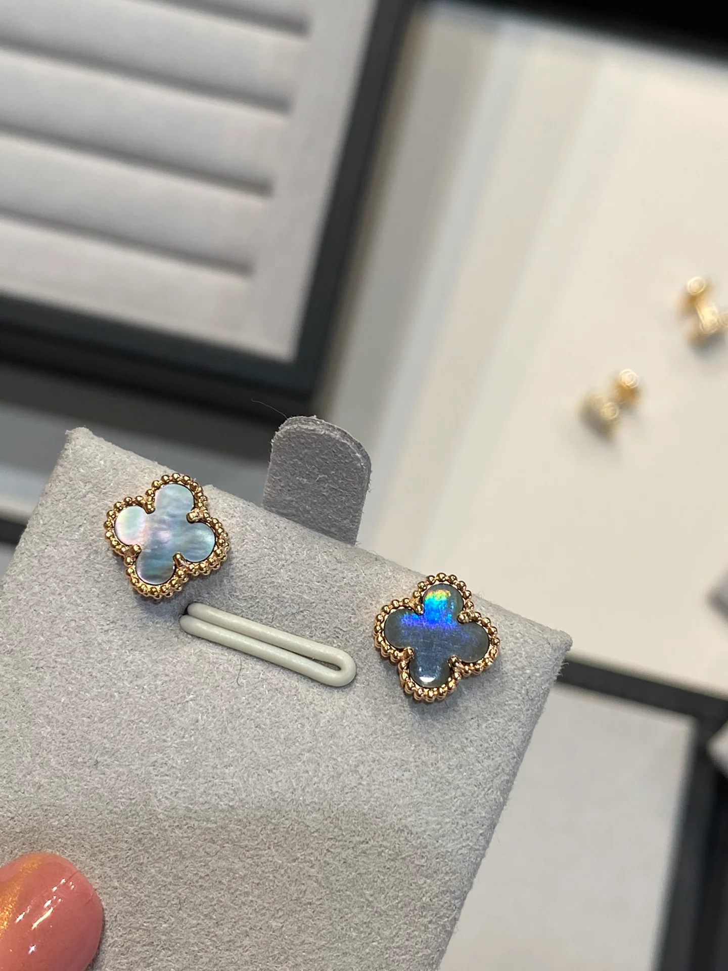 Серьги VCA - 19