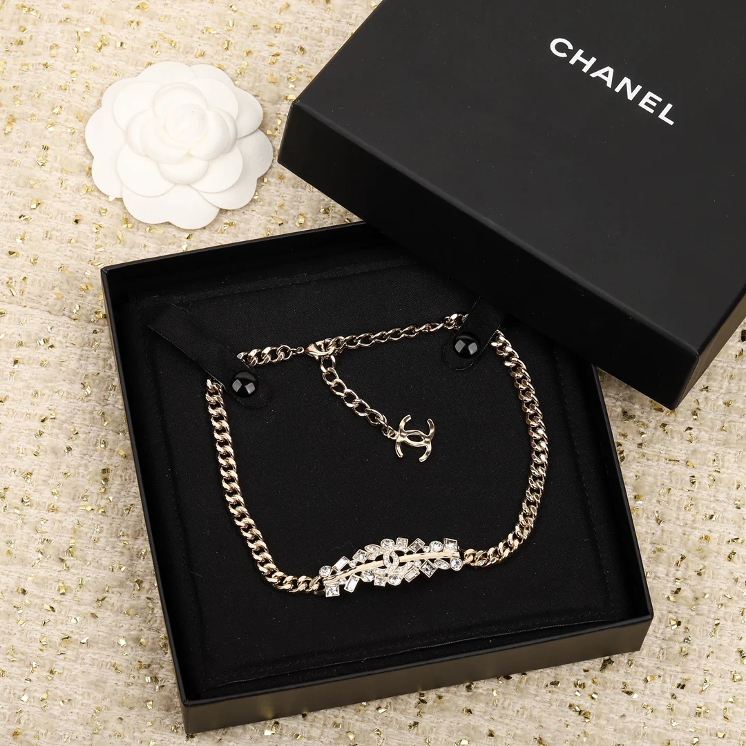 Колье Chanel 524