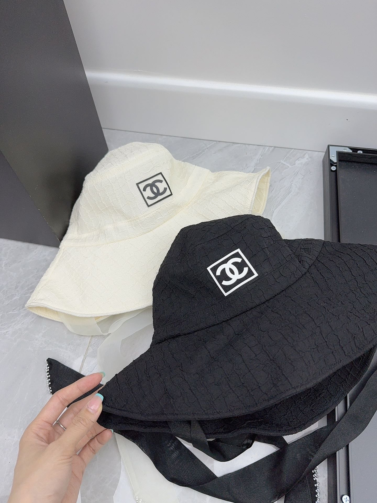 Chanel - Новая летняя милая рыбацкая шляпа с лентами