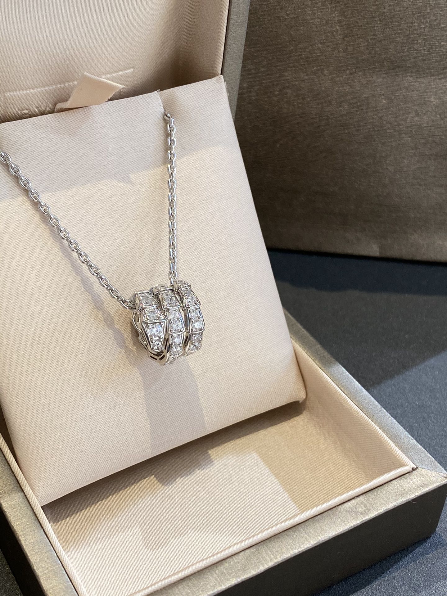 Bvlgari - Колье 080