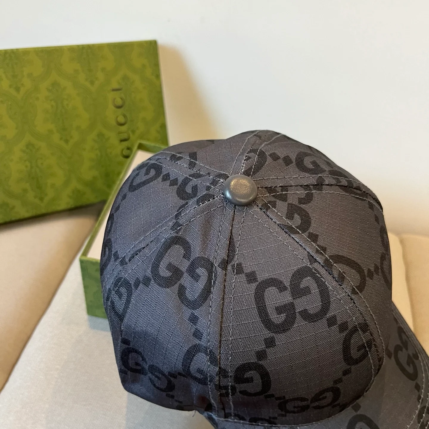 Бейсболка Gucci Classic Logo - черная