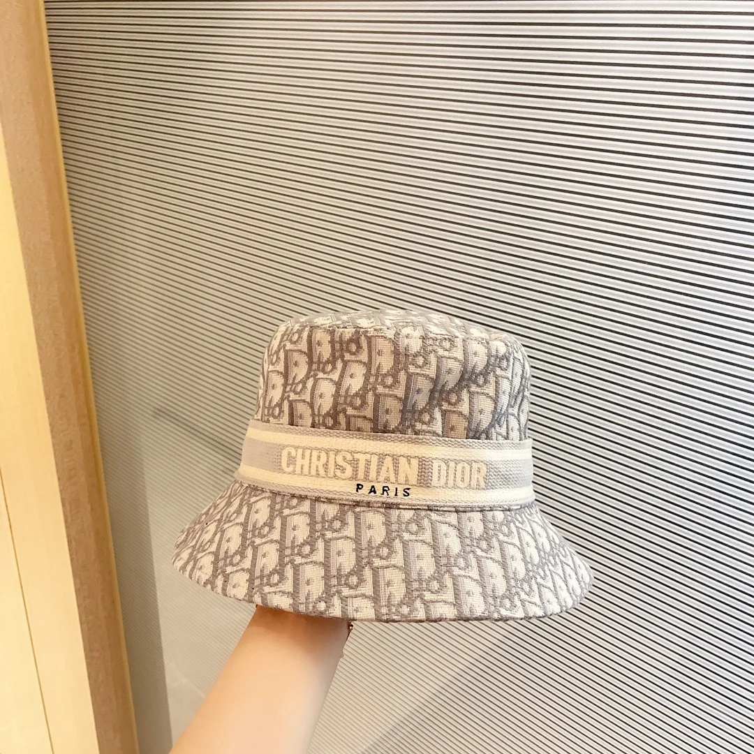 Dior - Панама в том же стиле, что и в бутиках - 2 цвета