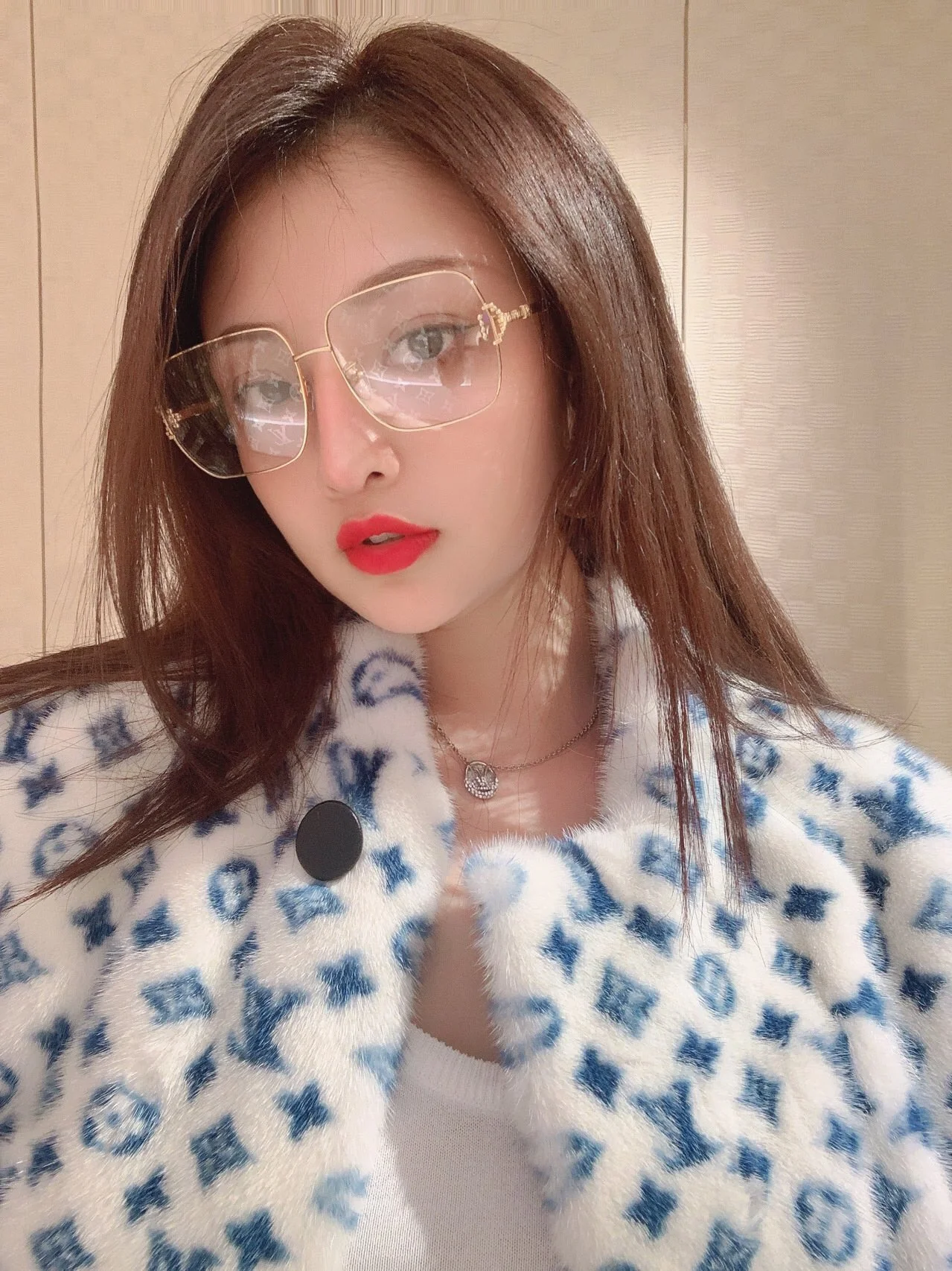 LV-Ожерелье 055