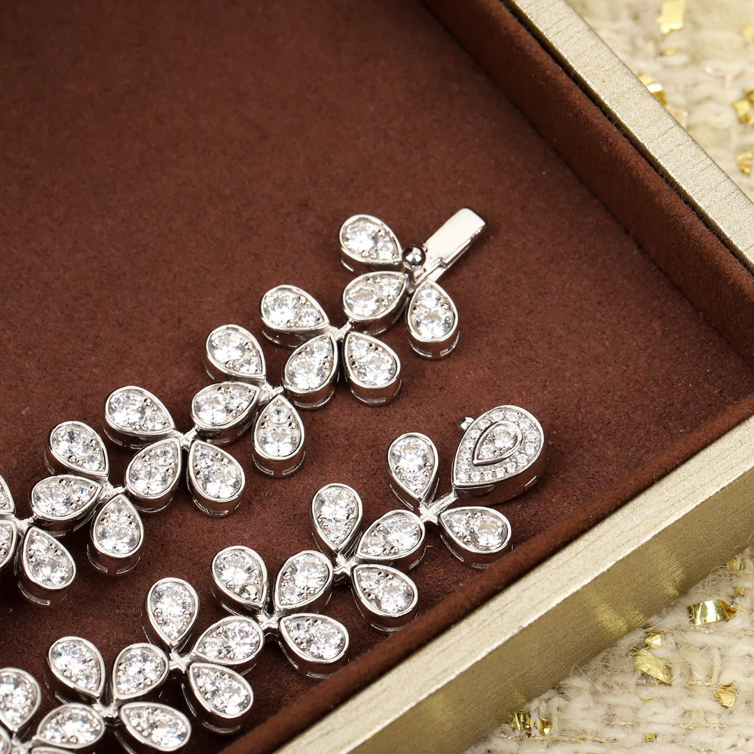 Колье Chaumet 025