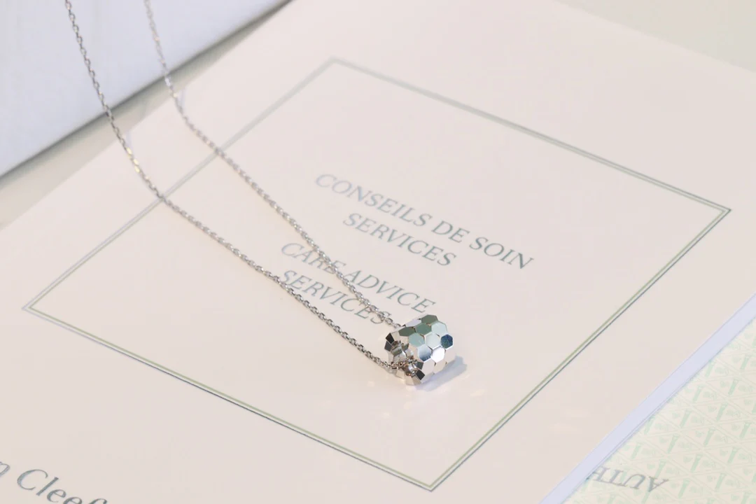 Колье Chaumet 020