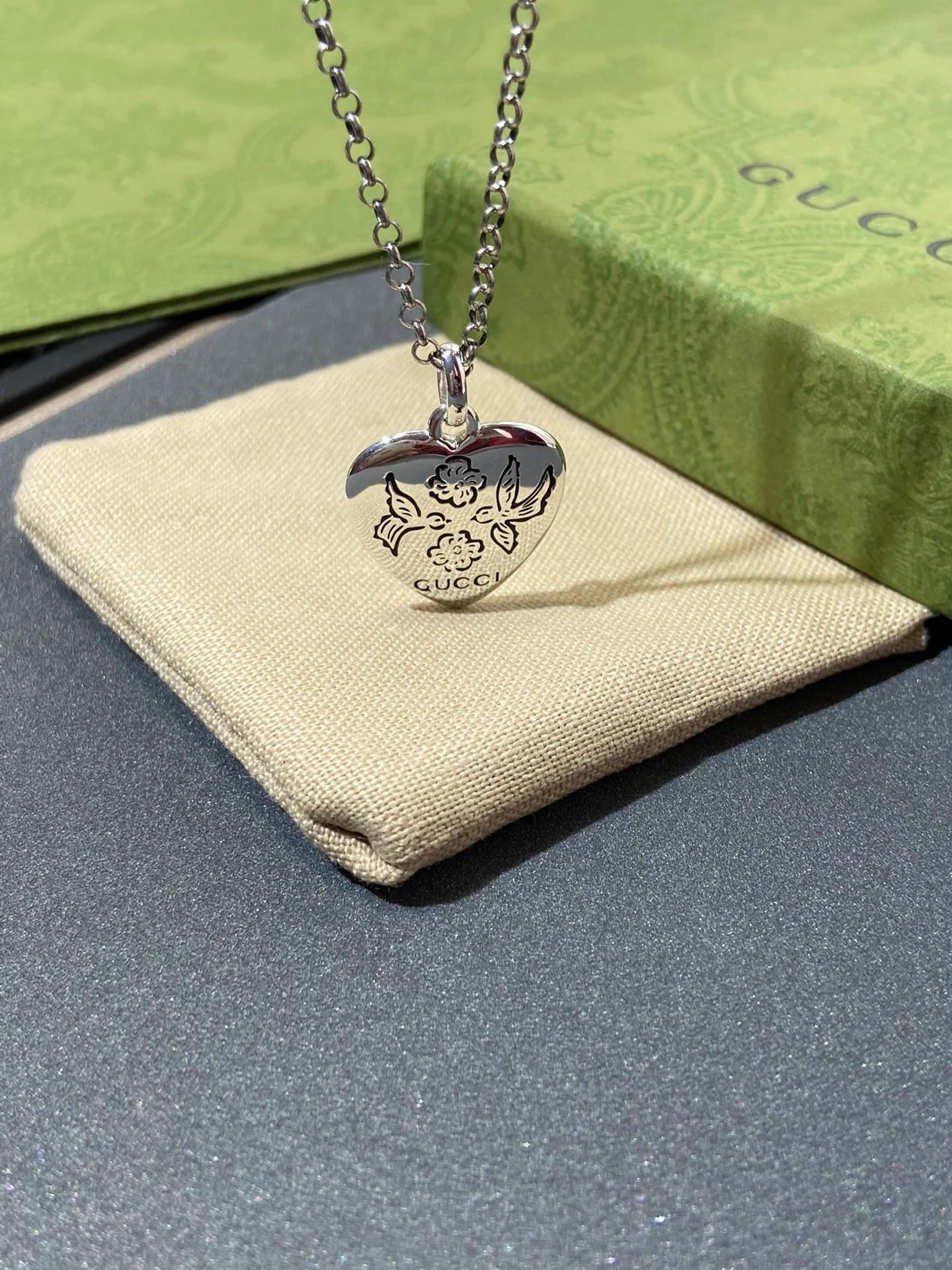 Gucci - Колье 051