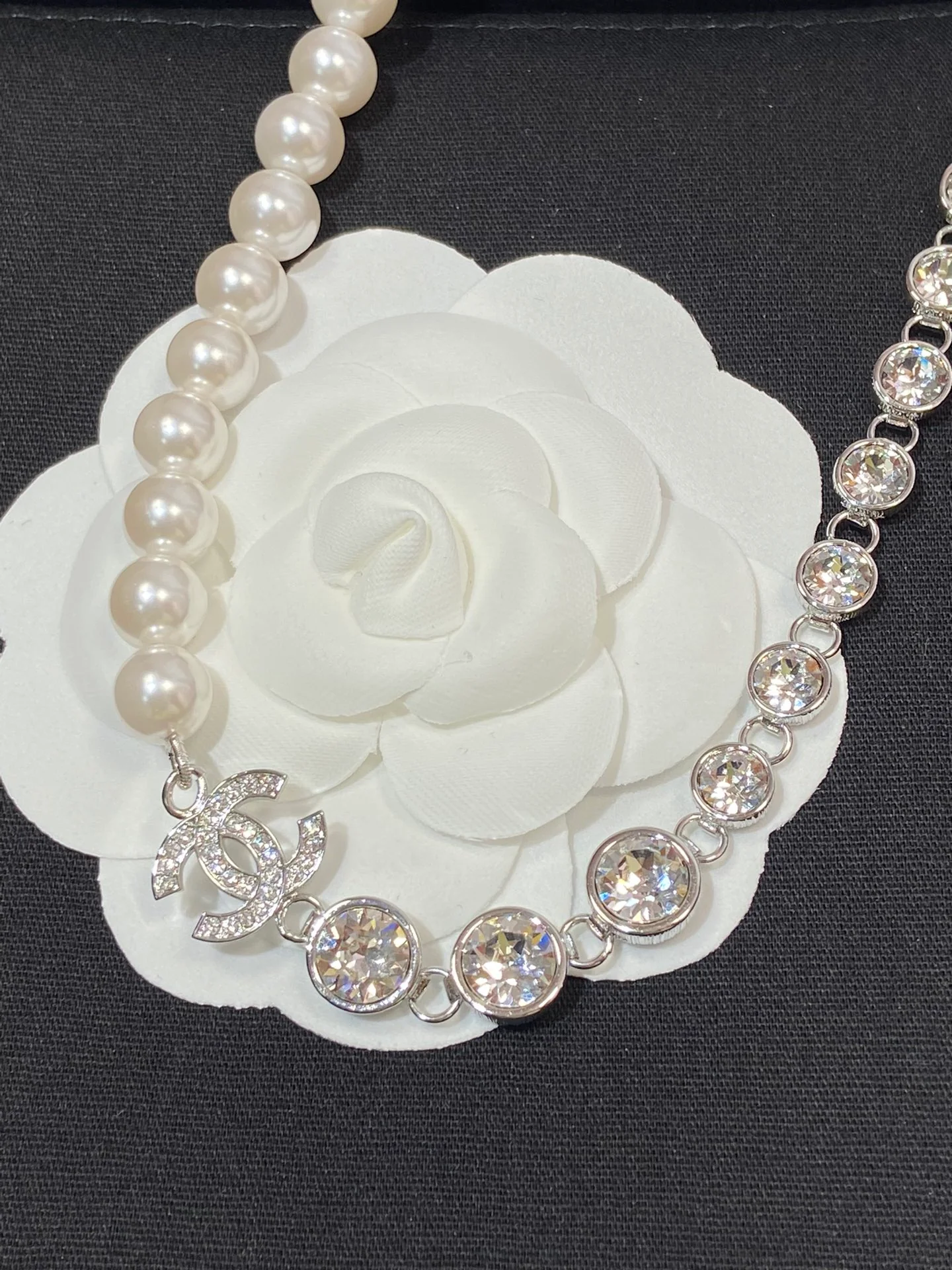 Chanel - Колье 435