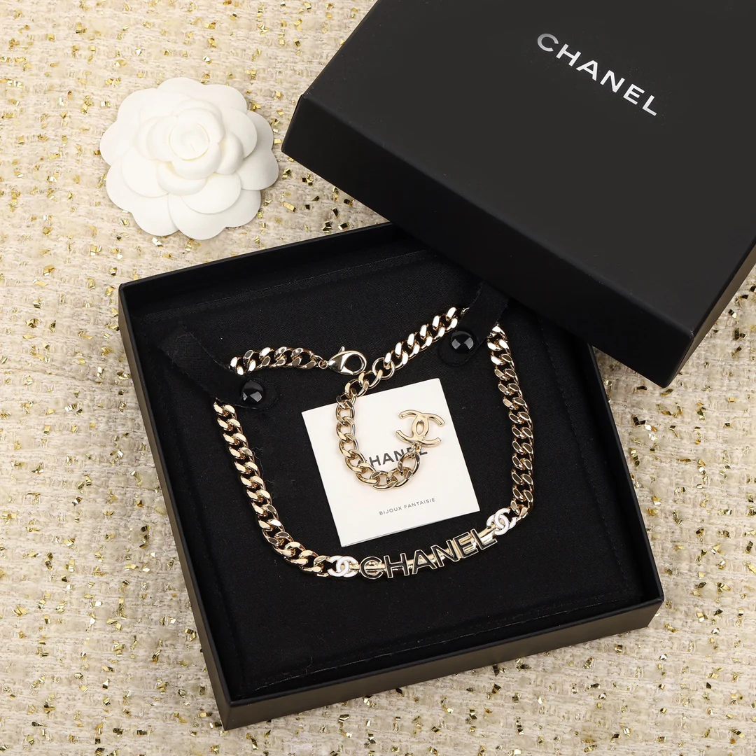 Колье Chanel 388
