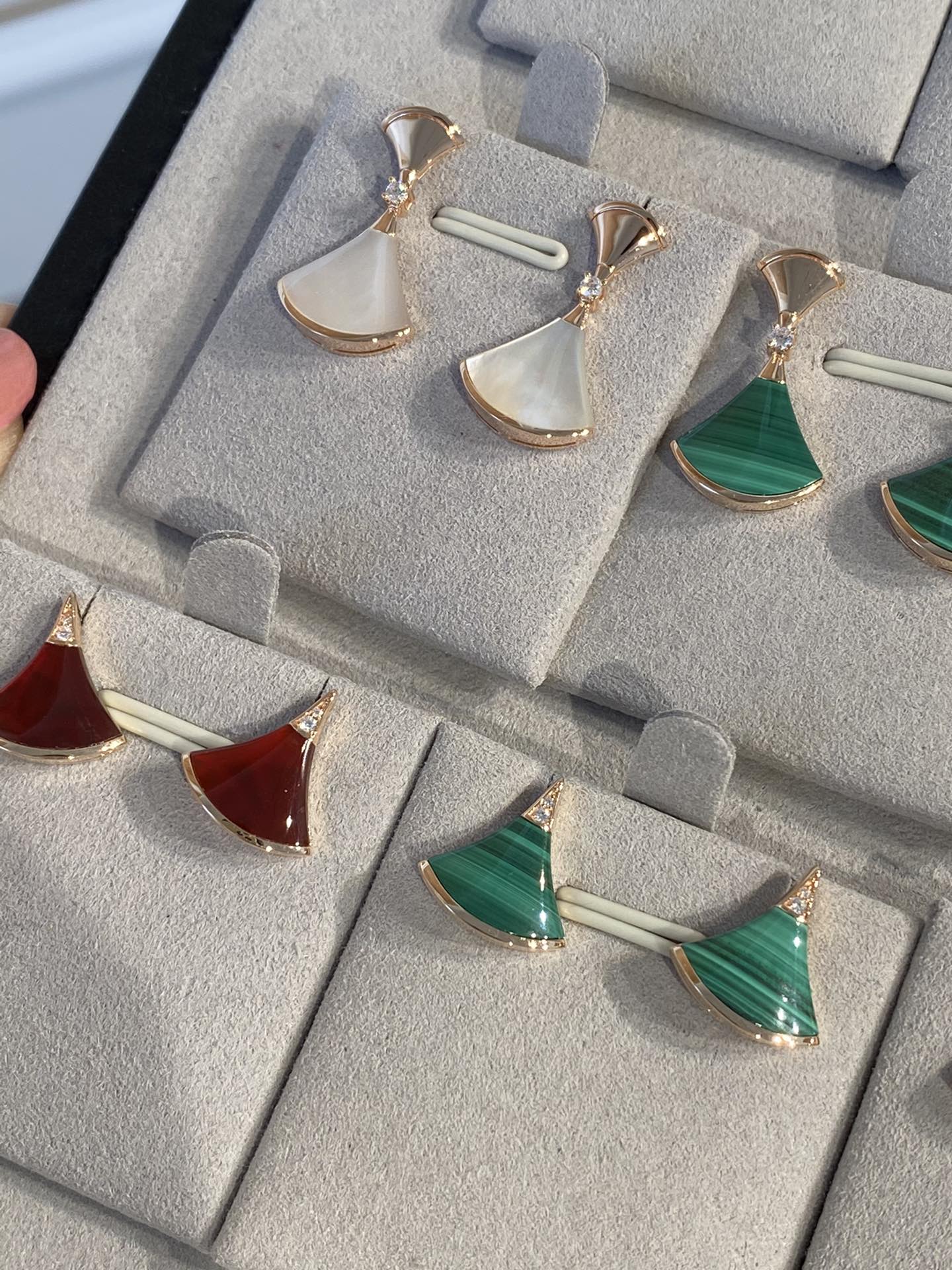 Серьги Bvlgari - Изображение из коллекции - 2