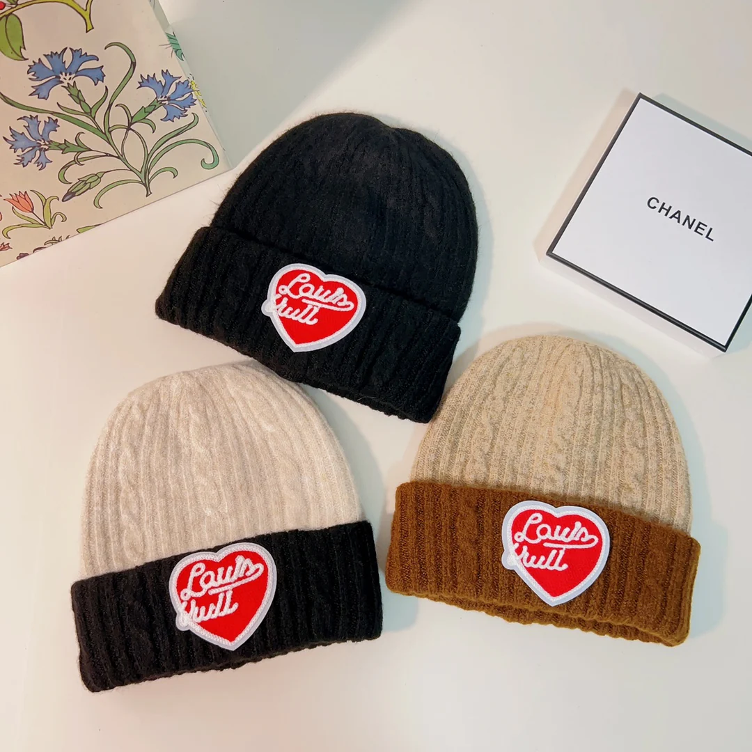 Вязаная шапка LV-Cable