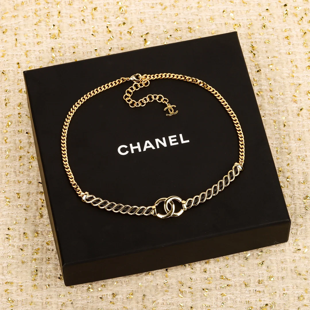 Колье Chanel 520