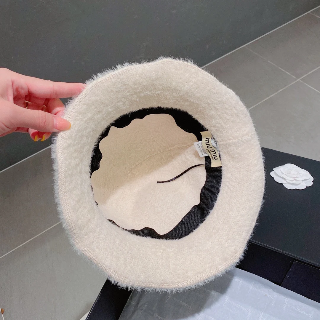 Miu Miu - Рыбацкая шляпа из норки - Белая