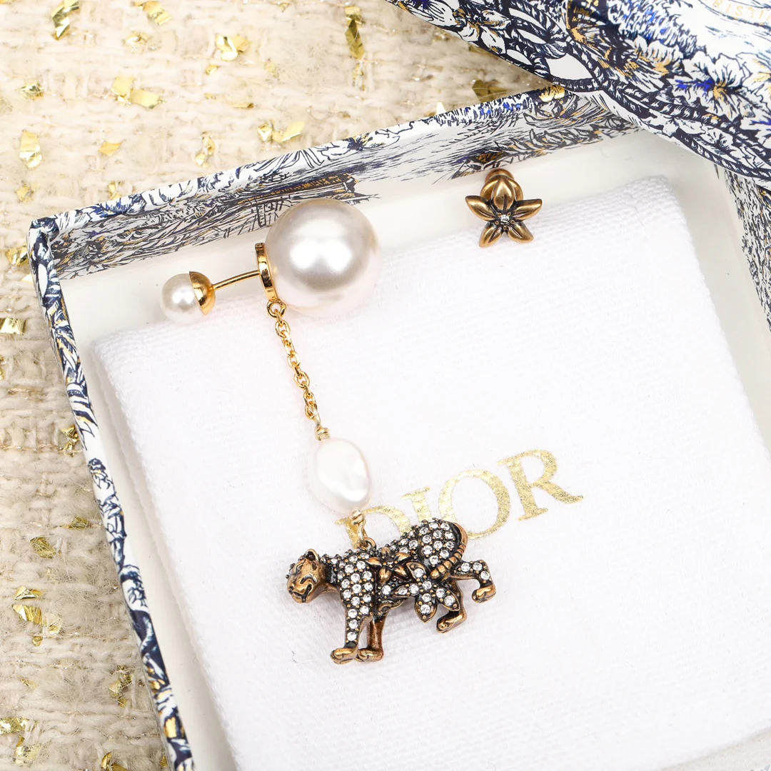 Серьги Dior 122